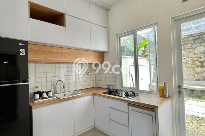 KESEMPATAN TERBAIK! Bisa KPR Rumah Modern lokasi , Bandung, LT 93m2m² LB 86m2m² KESEMPATAN TERBAIK! Bisa KPR Rumah Modern lokasi , Bandung, LT 93m2m² LB 86m2m²