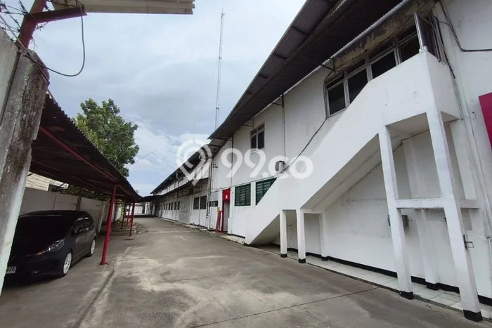 Gudang Disewa di Bandung dengan LB 7000m2 Area Komersial Ramai Gudang Disewa di Bandung dengan LB 7000m2 Area Komersial Ramai