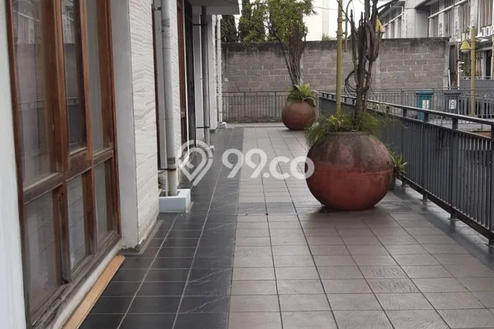 Rumah EXCLUSIVE area Pasteur, Bandung, Luas 84m2m² LB 213m2m² HARGA TERBAIK! Rumah EXCLUSIVE area Pasteur, Bandung, Luas 84m2m² LB 213m2m² HARGA TERBAIK!