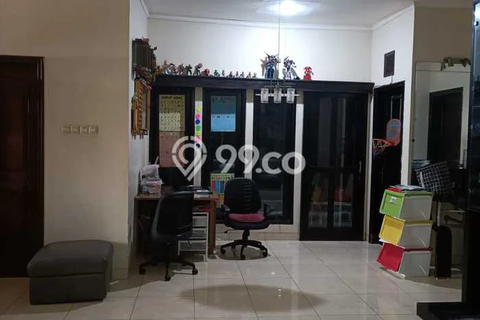 Dijual Rumah 4 Kamar Lokasi Strategis Nyaman dan Strategis di Batununggal Dijual Rumah 4 Kamar Lokasi Strategis Nyaman dan Strategis di Batununggal
