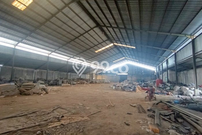 FOR SALE! Gudang di Klangenan Cirebon, LT 3800m2, LB 4200m2 FOR SALE! Gudang di Klangenan Cirebon, LT 3800m2, LB 4200m2