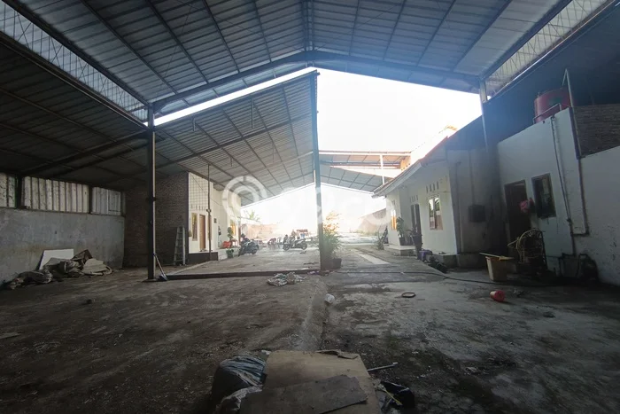 Gudang Dijual di Talun LT 1645m2, LB 850m2 untuk Investasi Gudang Dijual di Talun LT 1645m2, LB 850m2 untuk Investasi