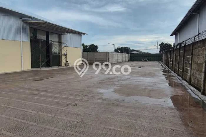 Unit Gudang disewakan di Mundu Cirebon dengan LT 3000m2 / LB 2000m2 Unit Gudang disewakan di Mundu Cirebon dengan LT 3000m2 / LB 2000m2