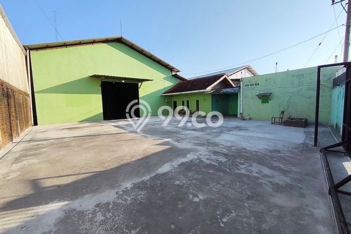Gudang untuk disewa di Plumbon punya LT 1000m2 & LB 600m2 harga sewa kompetitif Gudang untuk disewa di Plumbon punya LT 1000m2 & LB 600m2 harga sewa kompetitif