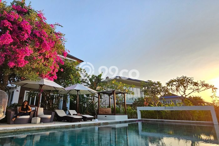 DIJUAL! Vila Kawasan , Area 1200m2m², Posisi Strategis DIJUAL! Vila Kawasan , Area 1200m2m², Posisi Strategis