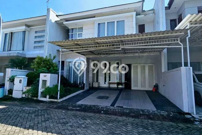 Rumah Luxury Modern Tanpa Renovasi di Manyar Surabaya Rumah Luxury Modern Tanpa Renovasi di Manyar Surabaya