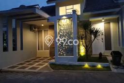 HUNIAN EKSKLUSIF! Rumah area Ngemplak, 1 KM, Design Minimalis, LT 115m² Bangunan 50m² HUNIAN EKSKLUSIF! Rumah area Ngemplak, 1 KM, Design Minimalis, LT 115m² Bangunan 50m²
