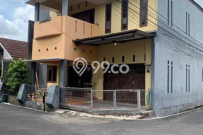 Rumah Kontrakan Sleman LT 150m2 LB 230m2 Kawasan Condong Catur Rumah Kontrakan Sleman LT 150m2 LB 230m2 Kawasan Condong Catur