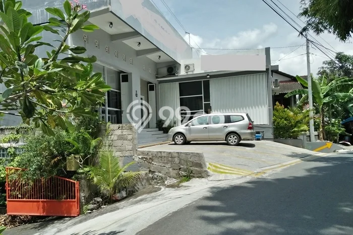 Disewakan Kantor komersial di Mlati luas bangunan 250m2 Disewakan Kantor komersial di Mlati luas bangunan 250m2