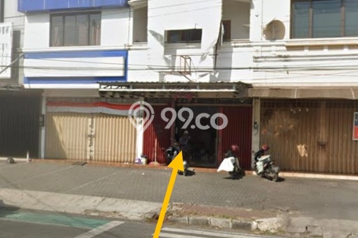 KAWASAN KOMERSIAL! Ruko Disewakan Kawasan Tegalrejo, Luas 150m², Jalan Strategis KAWASAN KOMERSIAL! Ruko Disewakan Kawasan Tegalrejo, Luas 150m², Jalan Strategis