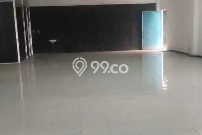 For Rent Ruko Strategis di Mlati, Luas 210m2m², Area Komersial, Akses Mudah For Rent Ruko Strategis di Mlati, Luas 210m2m², Area Komersial, Akses Mudah