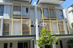 Sewa Rumah Harga Terjangkau di BSD Tangerang dengan 4 Kamar Tidur Sewa Rumah Harga Terjangkau di BSD Tangerang dengan 4 Kamar Tidur