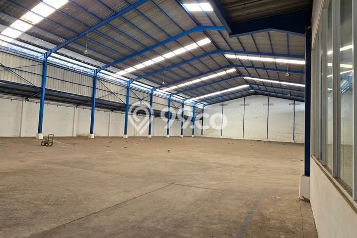 Unit Gudang Disewakan di Jakarta Garden City di Area Ramai & Strategis Unit Gudang Disewakan di Jakarta Garden City di Area Ramai & Strategis