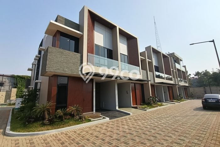 Jual Rumah Bagus Siap Huni LB 110m2 di Kembangan, Jakarta Barat Jual Rumah Bagus Siap Huni LB 110m2 di Kembangan, Jakarta Barat