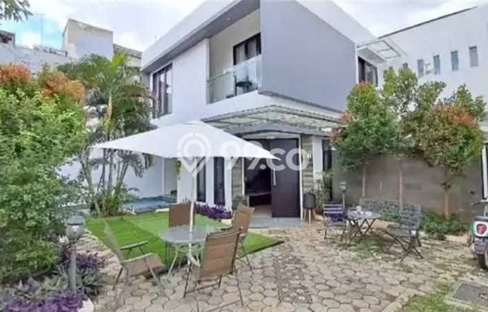 Rumah Luxury Modern Siap Huni di Mampang Jakarta Selatan Rumah Luxury Modern Siap Huni di Mampang Jakarta Selatan
