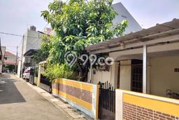 Dijual Cepat Rumah Favorit Siap Huni LB 180m2 di Pancoran Mas, Depok Dijual Cepat Rumah Favorit Siap Huni LB 180m2 di Pancoran Mas, Depok
