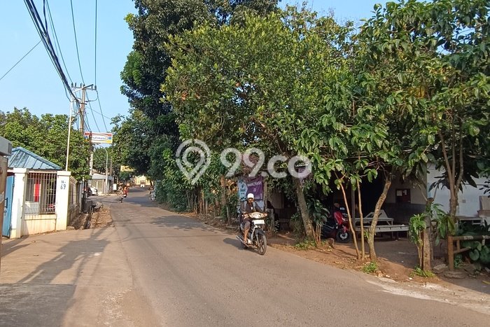 Jarang Ada! Tanah di Cikarang Barat Punya Luas 2196m2 SHM Jarang Ada! Tanah di Cikarang Barat Punya Luas 2196m2 SHM