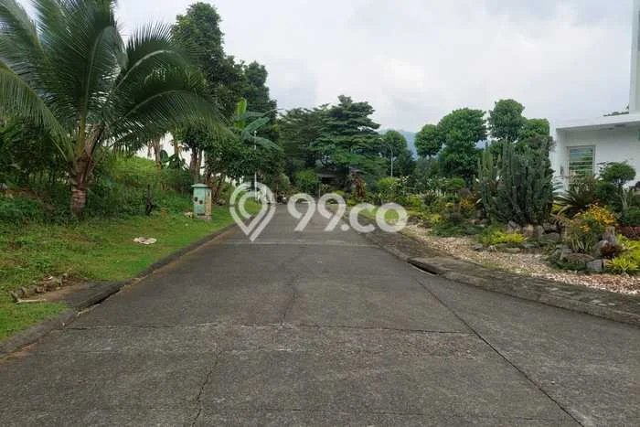 Kavling Tanah untuk Dijual di Sentul City, Bogor, Luas 200m2 Kavling Tanah untuk Dijual di Sentul City, Bogor, Luas 200m2