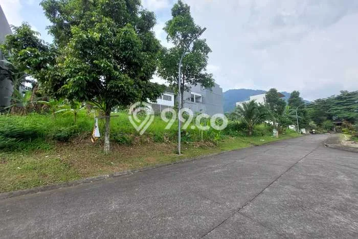 Kavling Tanah untuk Dijual di Sentul City, Bogor, Luas 200m2 Kavling Tanah untuk Dijual di Sentul City, Bogor, Luas 200m2