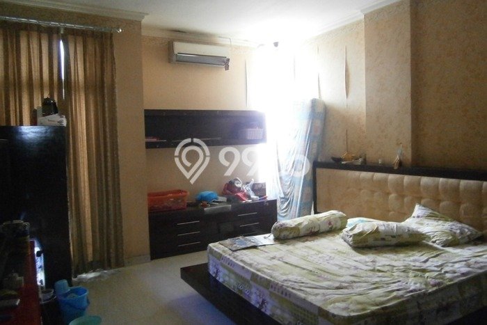 Ruko Dijual di Bandung LT 108m2 & LB 220m2 Lokasi Terbaik! Ruko Dijual di Bandung LT 108m2 & LB 220m2 Lokasi Terbaik!