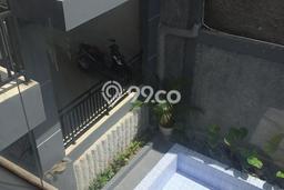 Rumah Modern 4 KT LT 225m2 di Setiabudi Rumah Modern 4 KT LT 225m2 di Setiabudi