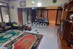SPECIAL PRICE! Rumah Strategis di Margahayu, Luas 204m2m² Bangunan 180m2m² SPECIAL PRICE! Rumah Strategis di Margahayu, Luas 204m2m² Bangunan 180m2m²