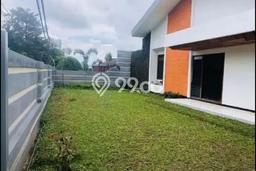 Ready to Use! Luxury House LT 520m2 Desain Elegan di Bandung Utara Ready to Use! Luxury House LT 520m2 Desain Elegan di Bandung Utara