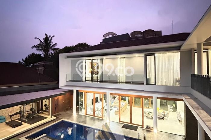 Jual Rumah Mewah Megah Dengan View Eksklusif di Pasteur, Bandung Jual Rumah Mewah Megah Dengan View Eksklusif di Pasteur, Bandung