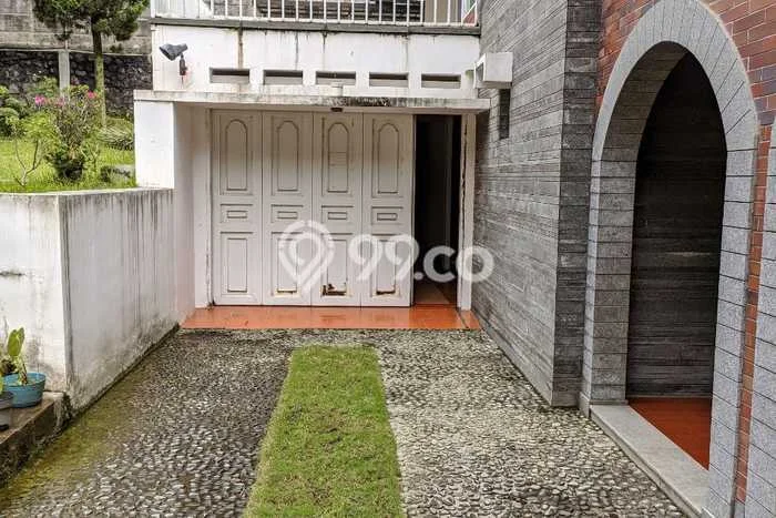 Jual Rumah Mewah Megah Dengan View Cantik di Setra Sari, Bandung Jual Rumah Mewah Megah Dengan View Cantik di Setra Sari, Bandung
