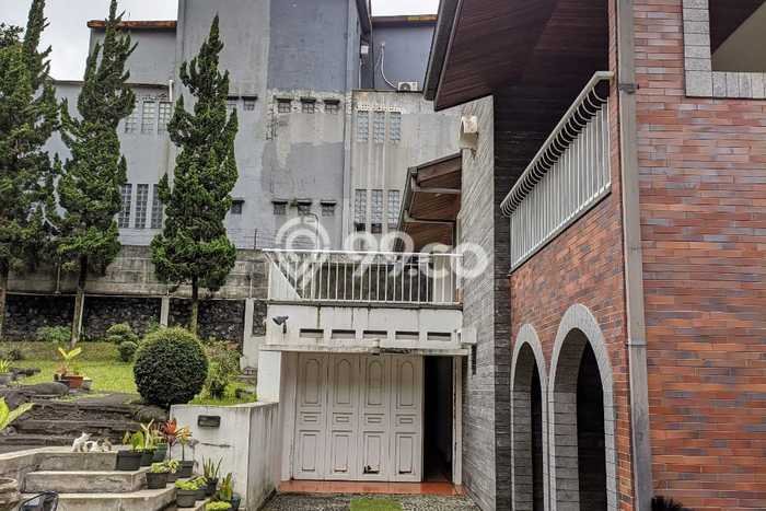 Jual Rumah Mewah Megah Dengan View Cantik di Setra Sari, Bandung Jual Rumah Mewah Megah Dengan View Cantik di Setra Sari, Bandung