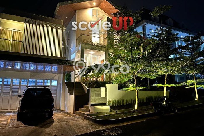 For Sale! Luxury House LT 440m2 Desain Elegan di Dago Pakar For Sale! Luxury House LT 440m2 Desain Elegan di Dago Pakar