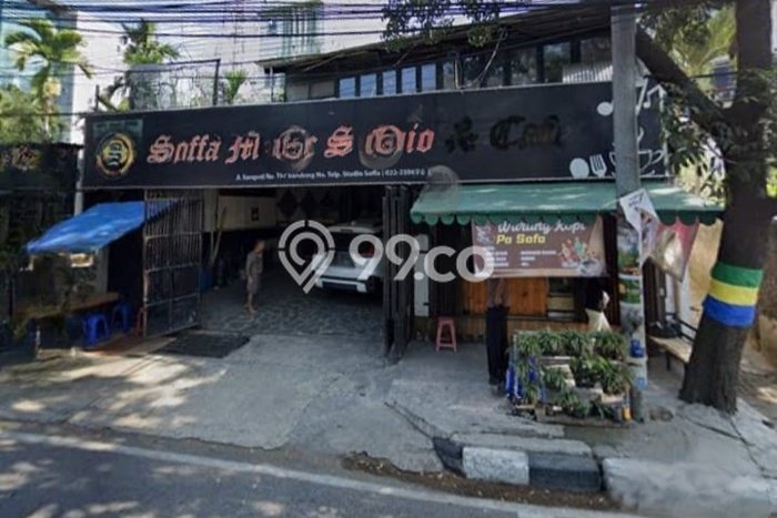FOR SALE! Ruko di Coblong Bandung, LT 250m2, LB 320m2 FOR SALE! Ruko di Coblong Bandung, LT 250m2, LB 320m2