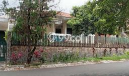 KESEMPATAN EMAS! Rumah area , Bandung, LT 604m2m² Bangunan 358m2m² KESEMPATAN EMAS! Rumah area , Bandung, LT 604m2m² Bangunan 358m2m²