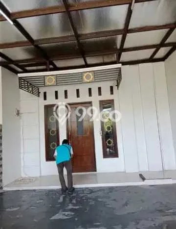 Rumah Bagus Siap Huni Di Arcamanik Luas 100m2 Lokasi Strategis Rumah Bagus Siap Huni Di Arcamanik Luas 100m2 Lokasi Strategis
