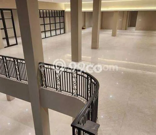 Unit Kantor Disewakan di Dago di Area Ramai & Strategis Unit Kantor Disewakan di Dago di Area Ramai & Strategis