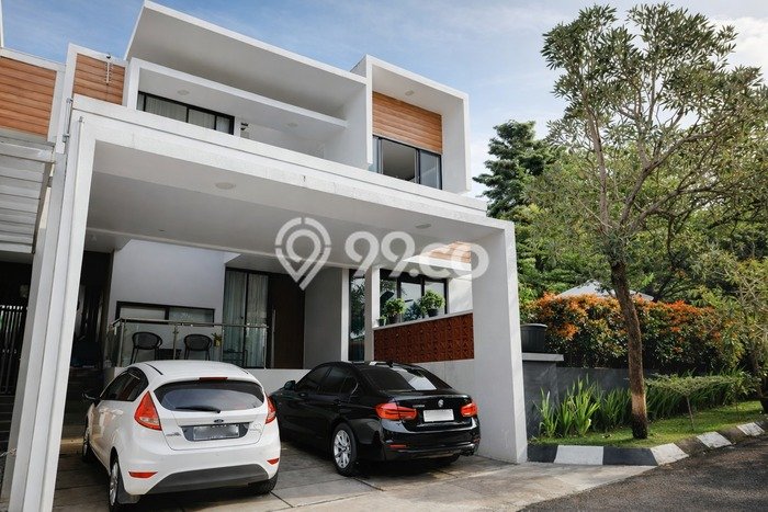 Rumah Elit Modern Siap Huni di Dago Pakar Bandung Rumah Elit Modern Siap Huni di Dago Pakar Bandung