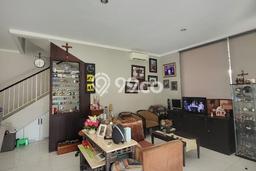 Ready to Use! Luxury House LT 207m2 Desain Elegan di Sektor 9-Bintaro Ready to Use! Luxury House LT 207m2 Desain Elegan di Sektor 9-Bintaro