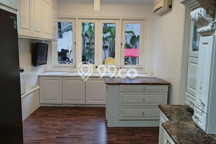 Jual Rumah Luas Elegan Dengan View Cantik di Sektor 8 - Bintaro, Tangerang Selatan Jual Rumah Luas Elegan Dengan View Cantik di Sektor 8 - Bintaro, Tangerang Selatan