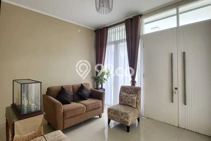 Ready to Use! Luxury House LT 204m2 Desain Elegan di Sektor 7-Bintaro Ready to Use! Luxury House LT 204m2 Desain Elegan di Sektor 7-Bintaro