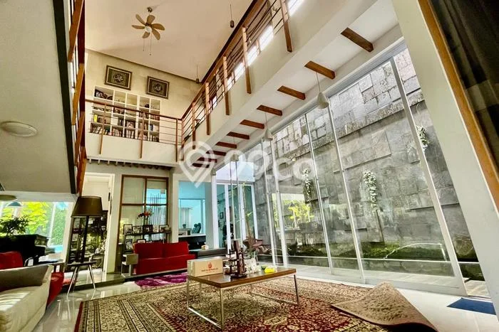 Dijual Rumah Mewah Elegan Dengan View Eksklusif di Sektor 1 - Bintaro, Jakarta Selatan Dijual Rumah Mewah Elegan Dengan View Eksklusif di Sektor 1 - Bintaro, Jakarta Selatan