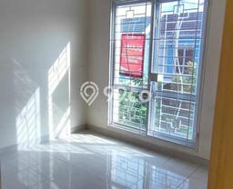 Jual Rumah Eksklusif 3 KT di Gading Serpong, Tangerang Jual Rumah Eksklusif 3 KT di Gading Serpong, Tangerang