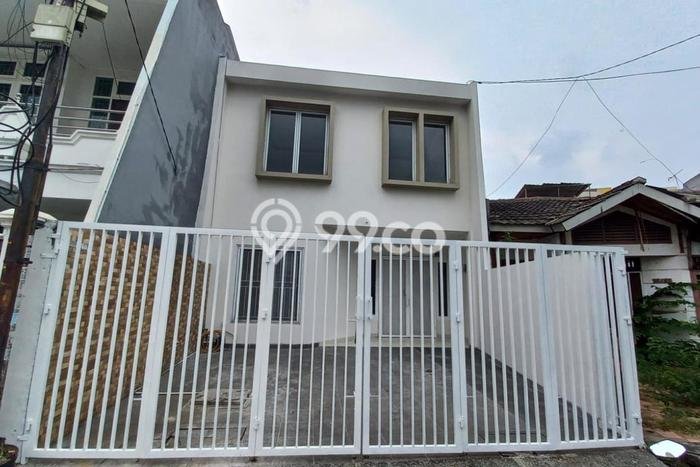 Rumah Elit Modern Siap Huni di Pegadungan Jakarta Barat Rumah Elit Modern Siap Huni di Pegadungan Jakarta Barat