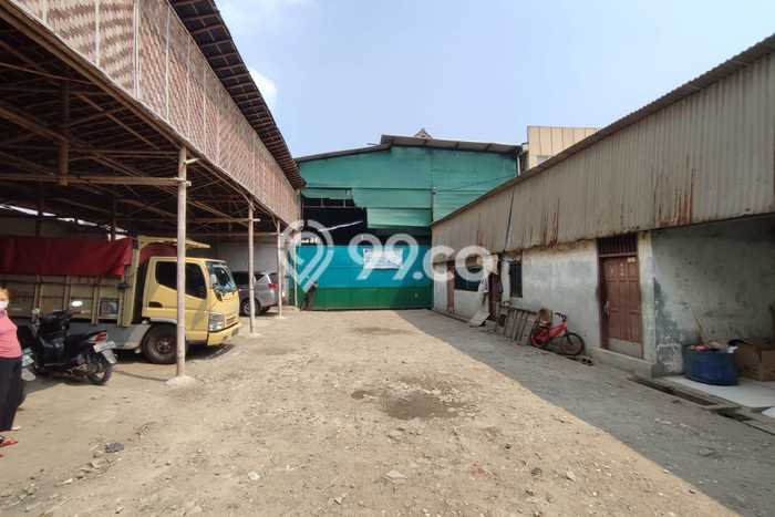 Gudang Dijual di Prime Area Jakarta Barat Luas 2110m2 Gudang Dijual di Prime Area Jakarta Barat Luas 2110m2