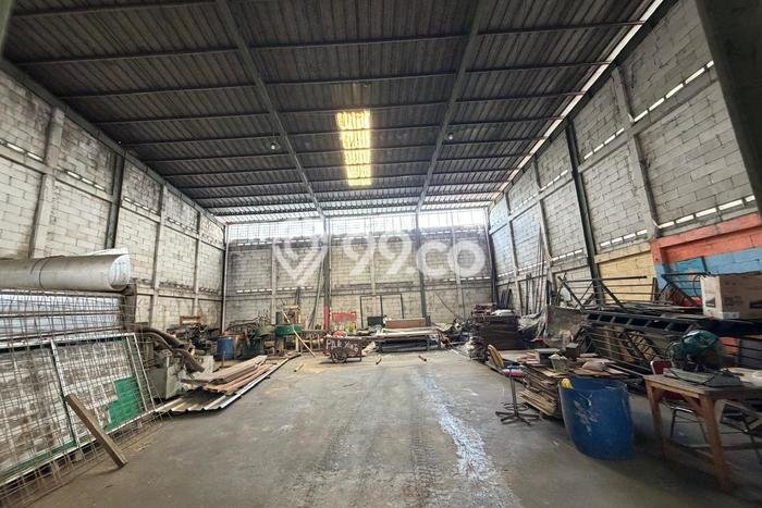 Dijual! Gudang di Raya Serang Tangerang LT 1340m2 / LB 1340m2 Kawasan Strategis Dijual! Gudang di Raya Serang Tangerang LT 1340m2 / LB 1340m2 Kawasan Strategis