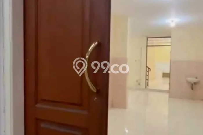 Disewakan! Rumah 3 Kamar Tidur &
3 Kamar Mandi di Cengkareng Barat, Jakarta Barat Disewakan! Rumah 3 Kamar Tidur &
3 Kamar Mandi di Cengkareng Barat, Jakarta Barat