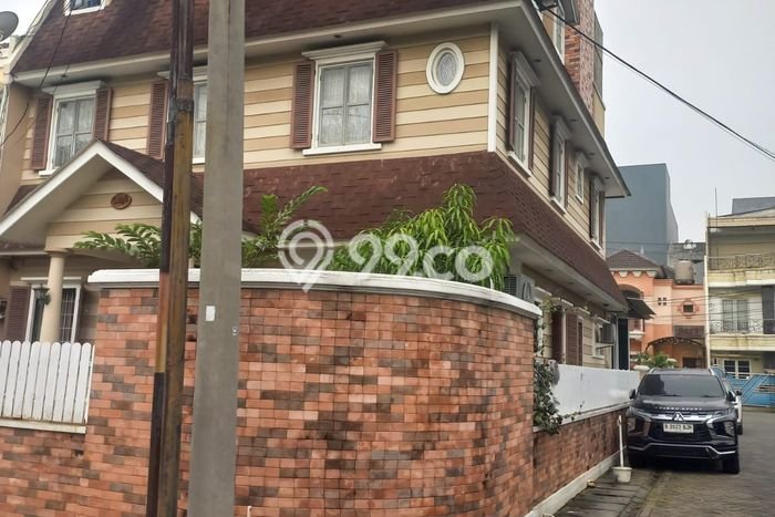 Siap Huni Rumah Mewah 3 Kamar di Cengkareng Dekat ke Mana Pun Siap Huni Rumah Mewah 3 Kamar di Cengkareng Dekat ke Mana Pun