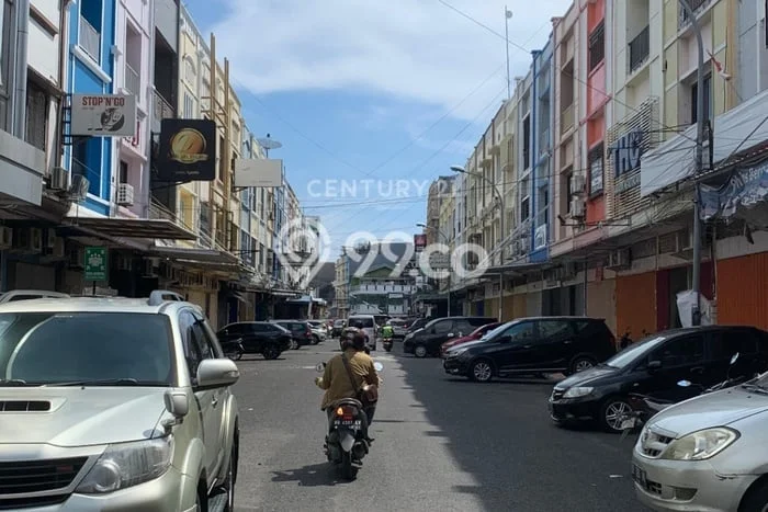 Ruko Disewa di Makassar dengan LB 100m2 Area Komersial Ramai Ruko Disewa di Makassar dengan LB 100m2 Area Komersial Ramai