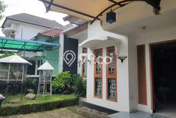 Hunian Cantik Modern Lb 200m2 di Antapani, Bandung Hunian Cantik Modern Lb 200m2 di Antapani, Bandung
