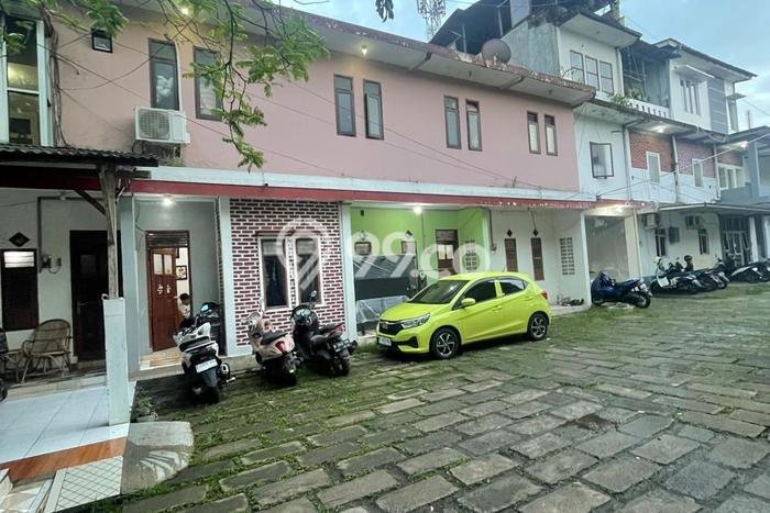 Unit Kost Dijual di Bandung Spesifikasi 15 Kamar Tidur dan Area Strategis Unit Kost Dijual di Bandung Spesifikasi 15 Kamar Tidur dan Area Strategis