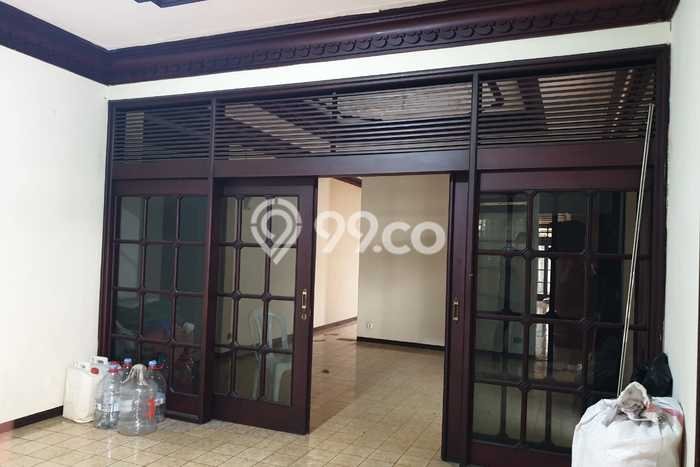 Hunian Elit LB 300m2 Siap Huni Desain Elegan di Sumurbandung, Bandung Hunian Elit LB 300m2 Siap Huni Desain Elegan di Sumurbandung, Bandung
